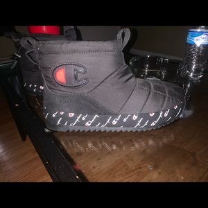 Woman Champion boots